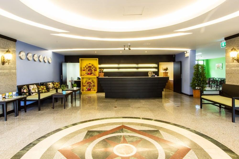 All Together Suite Hotel Bangkok Exterior foto