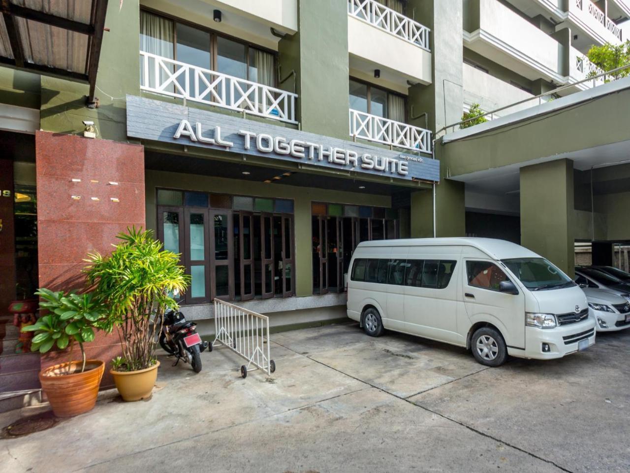 All Together Suite Hotel Bangkok Exterior foto